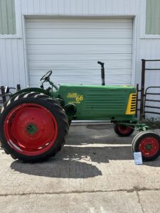 TRACTOR 164 1954 OLIVER 66