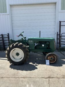 TRACTOR 160 1946 OILVER 60 ST