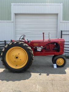 Tractor 142 MH 44 SPECIAL